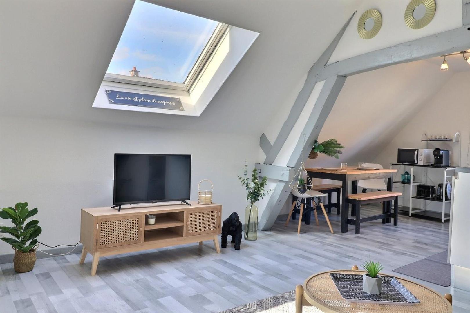 Downtown Apartment - Quiet And Cozy - Mon Groom Troyes Esterno foto